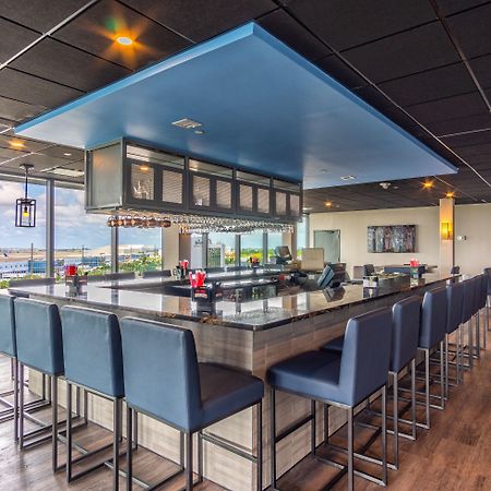 Holiday Inn Miami International Airport By Ihg Miami Springs Eksteriør bilde
