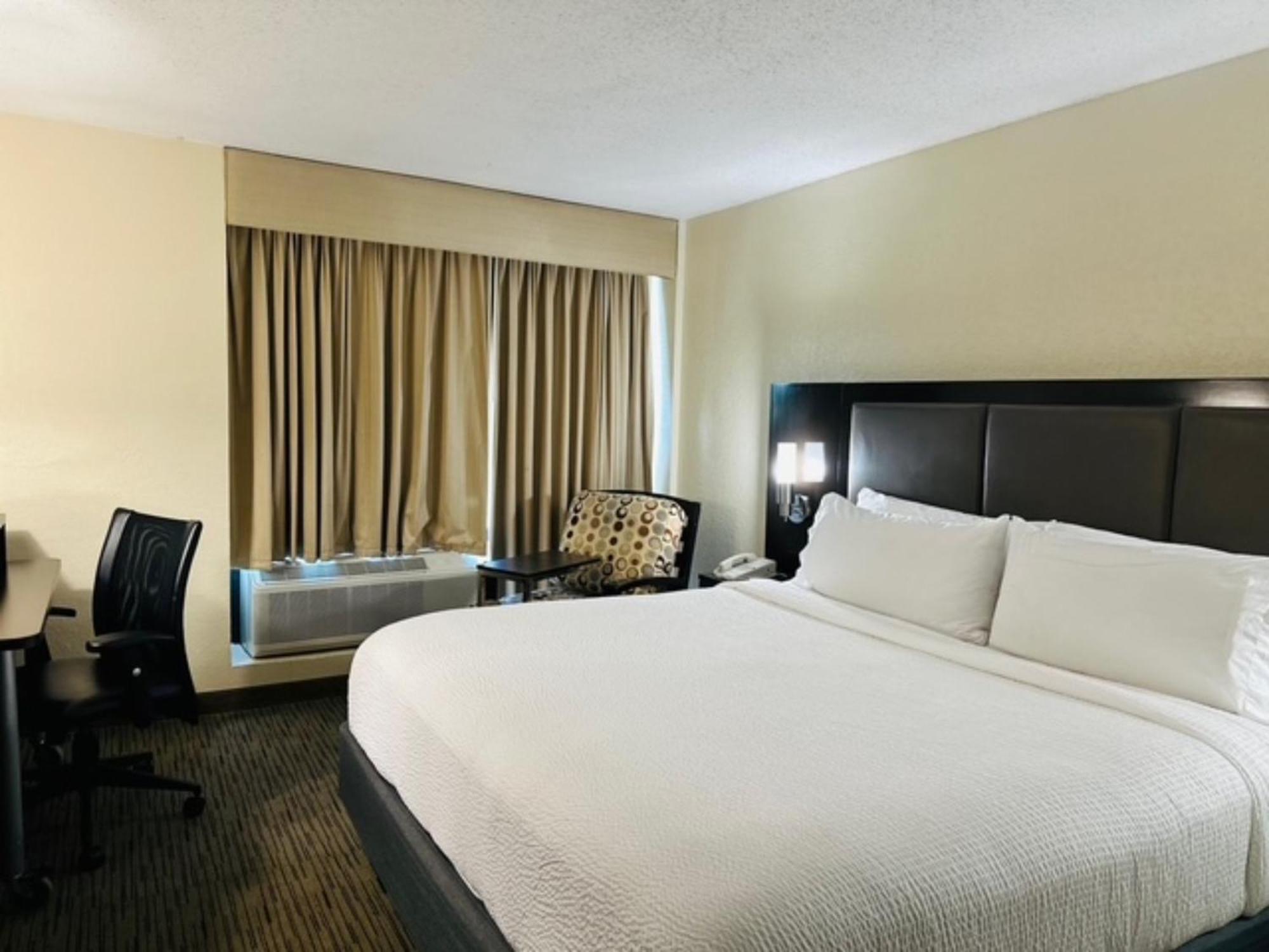 Holiday Inn Miami International Airport By Ihg Miami Springs Eksteriør bilde