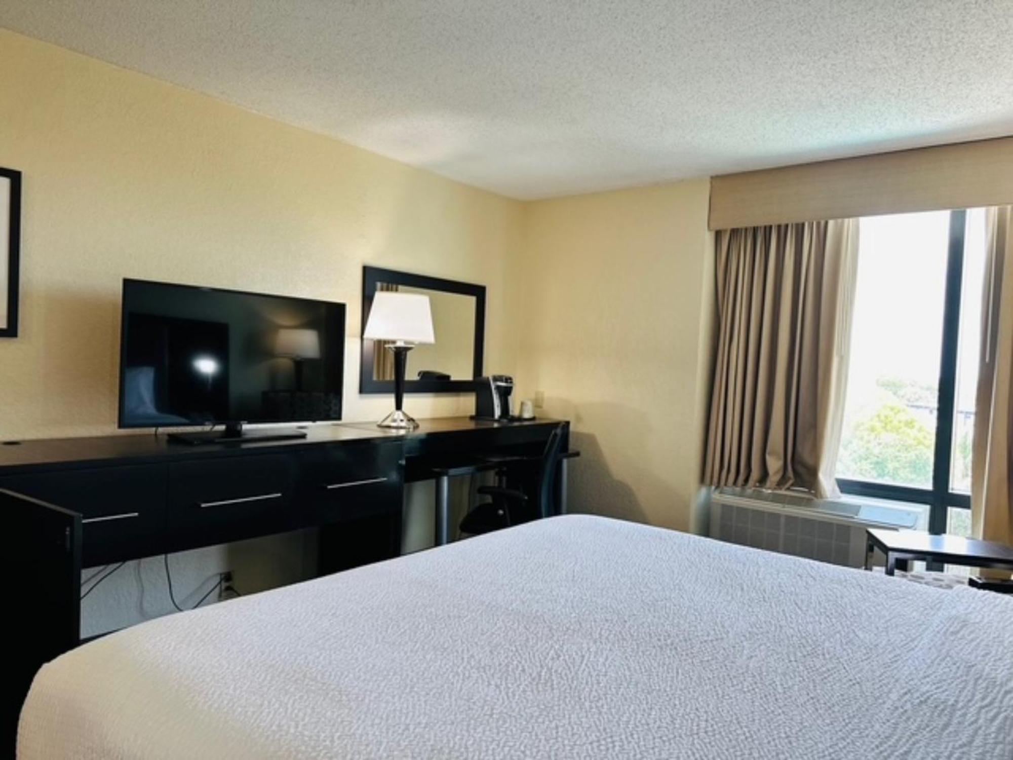 Holiday Inn Miami International Airport By Ihg Miami Springs Eksteriør bilde