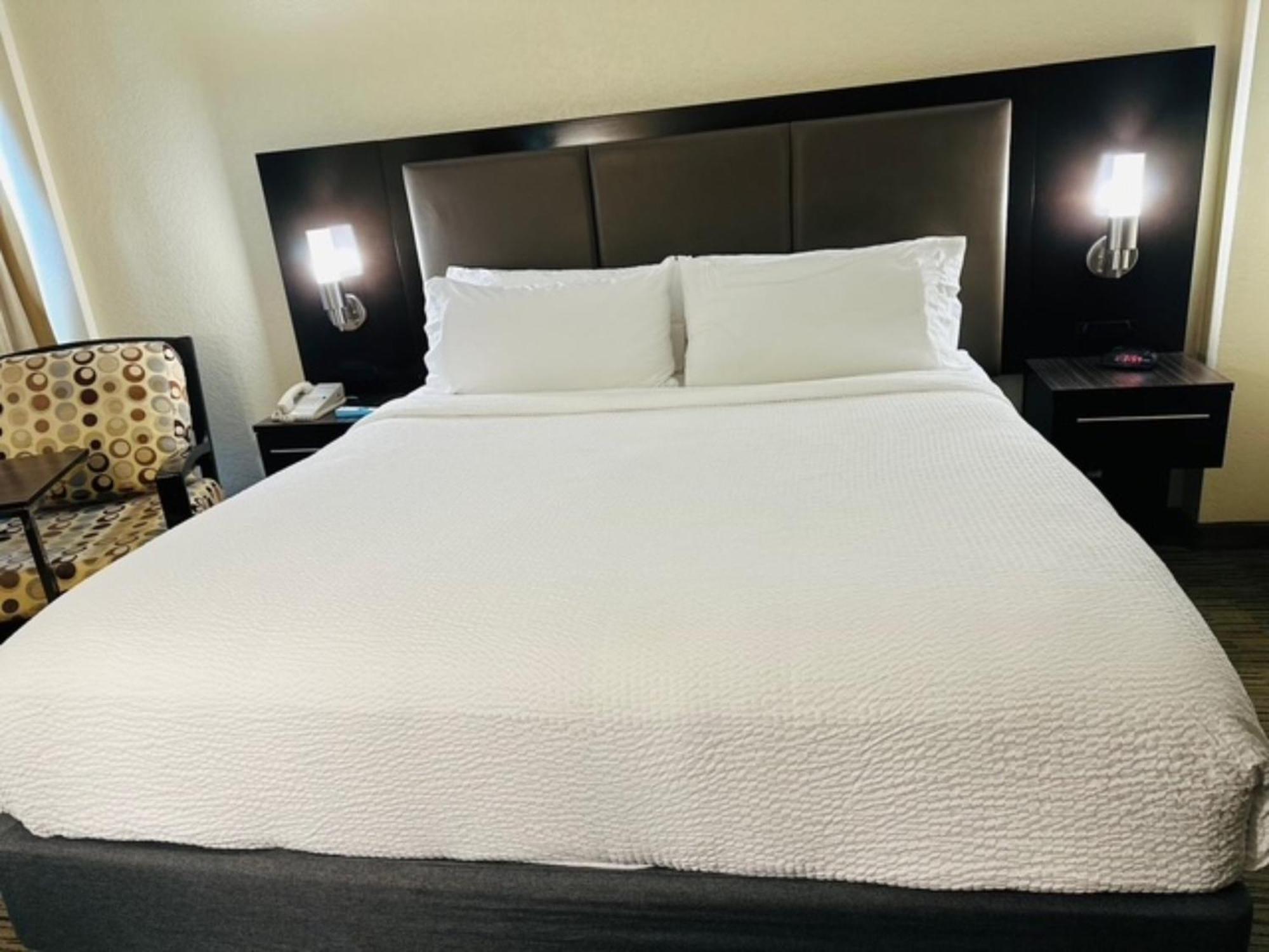Holiday Inn Miami International Airport By Ihg Miami Springs Eksteriør bilde